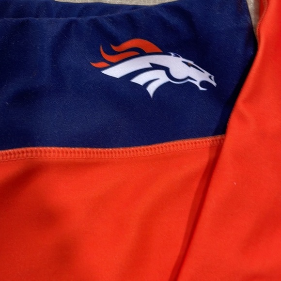 Nfl Team Apparel Denver Broncos Football Women's Graphic Leggings Size XL. EUC - Picture 2 of 6